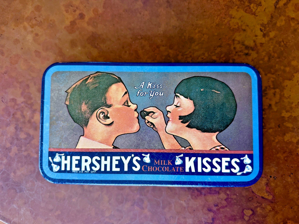 Vintage 1984 Hershey’s Kisses A Kiss For You Advertising Tin Box 8 in